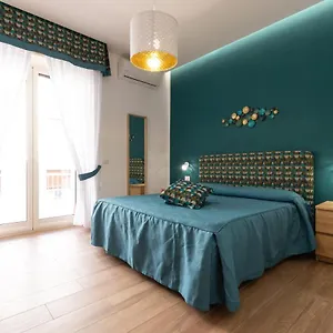 napolilive.hotels-amalfi.com/